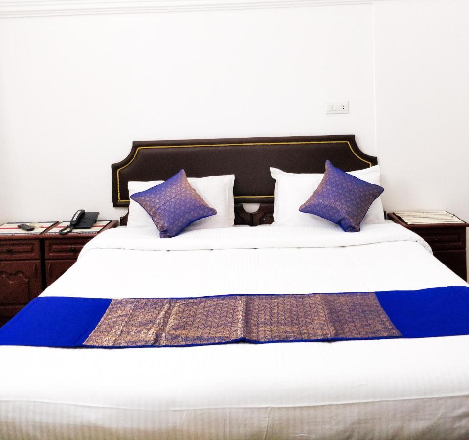 Hotel Jj Inn Kochi Eksteriør bilde
