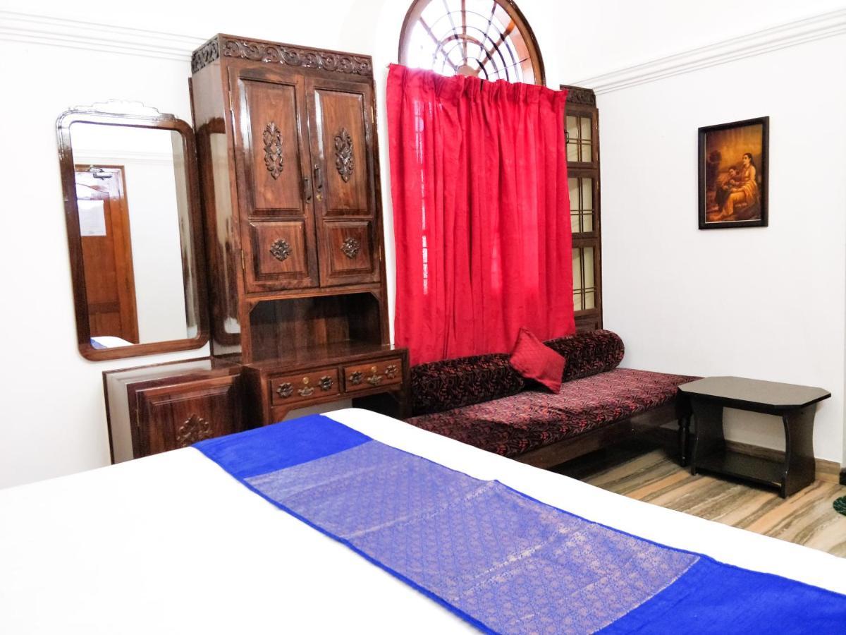 Hotel Jj Inn Kochi Eksteriør bilde