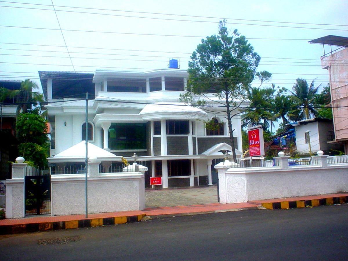 Hotel Jj Inn Kochi Eksteriør bilde